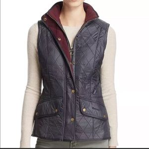 Barbour Cavalry diamond quilted gilet equestrian vest with fleece lining.